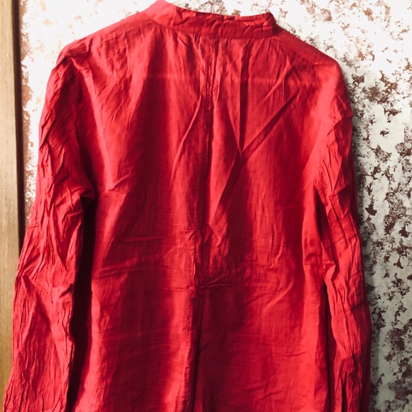 🌺 Blouse, Krinkly with sequins NWOT (never worn) - Picture 5 of 16